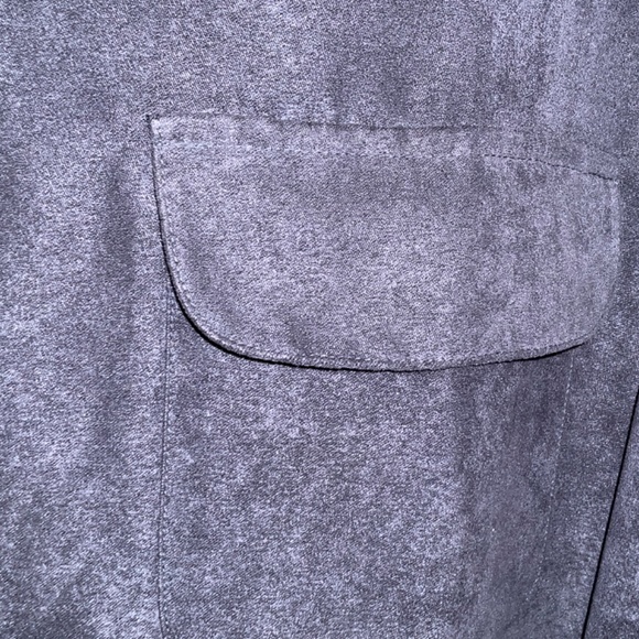 Van Heusen Man’s Dress Shirts soft suede Navy and Gray Size L - Picture 11 of 12